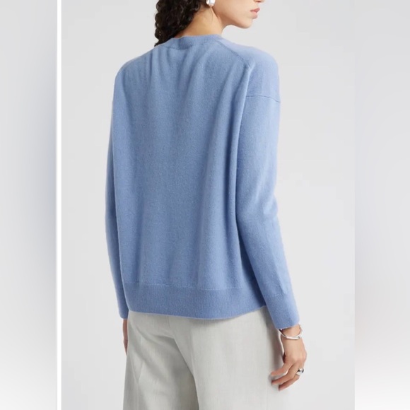 Nordstrom V-Neck Cashmere Sweater in Blue Bel Air Size XS *Flaw - Picture 2 of 6